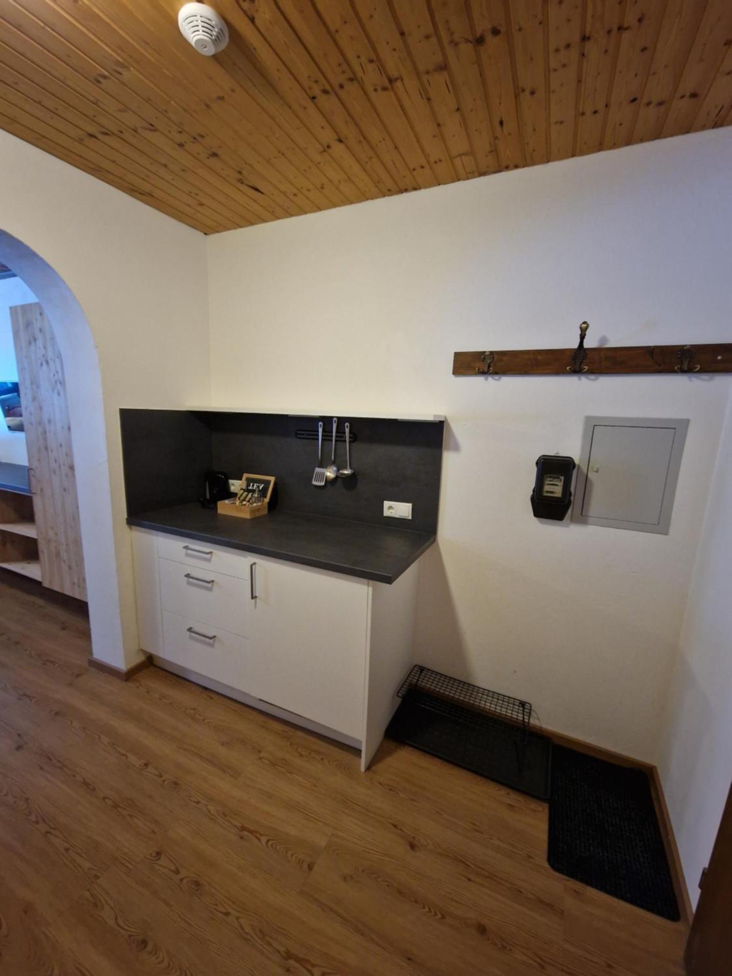 Garni Baerenwirt Bed and Breakfast Leutasch Exteriör bild